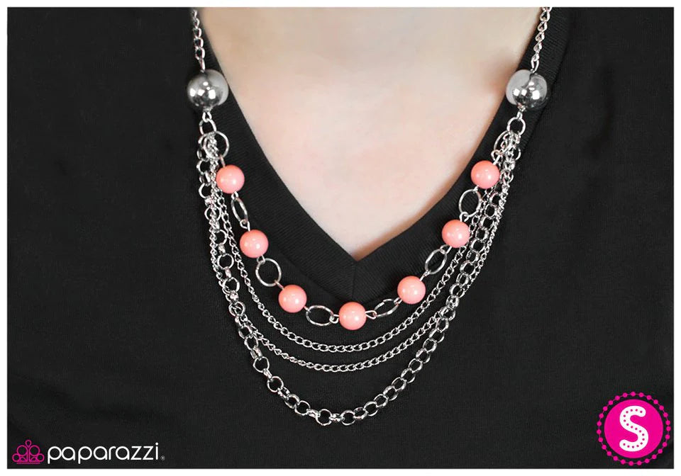 Paparazzi Necklace ~ The Difference Between Us - Pink