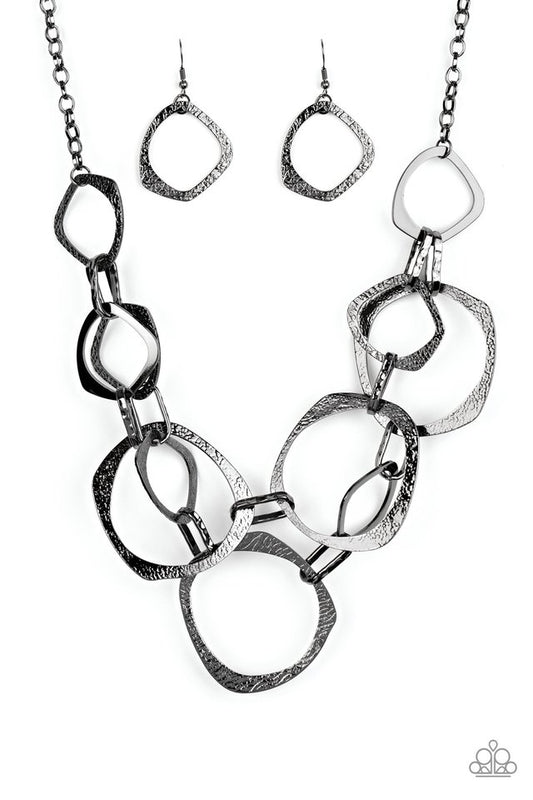 Salvage Yard - Black - Paparazzi Necklace Image