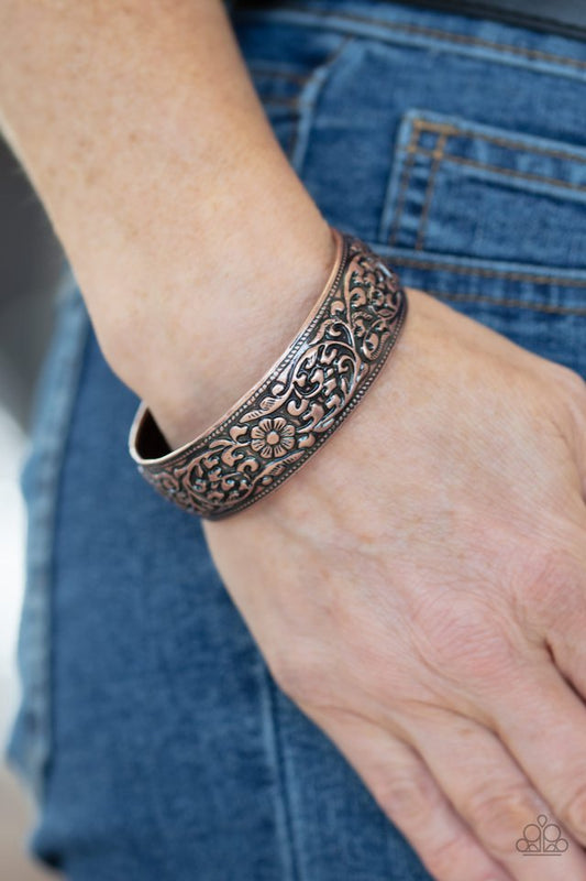 Garden Tropic - Copper - Paparazzi Bracelet Image