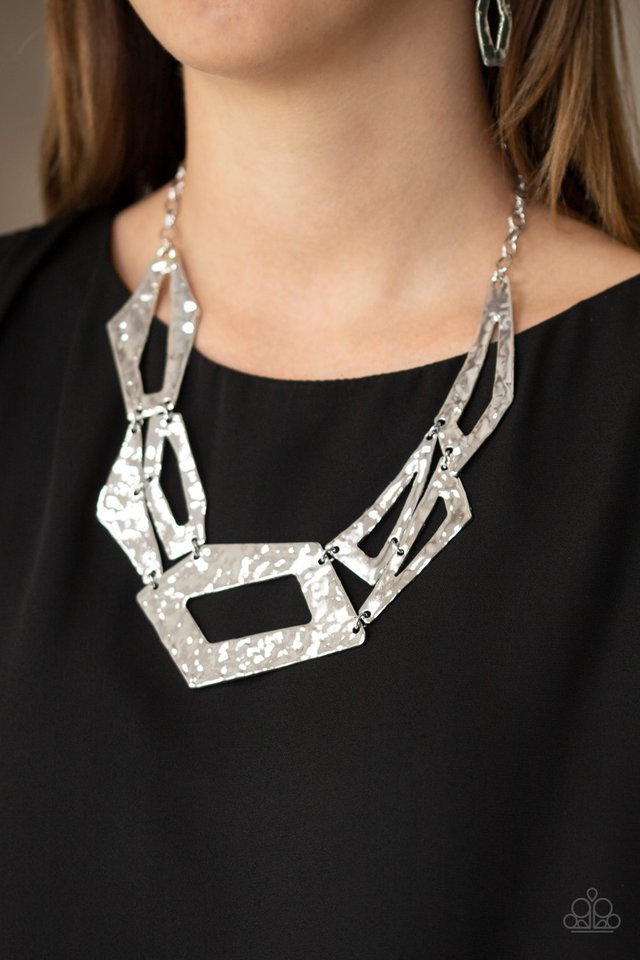 Break The Mold - Silver - Paparazzi Necklace Image