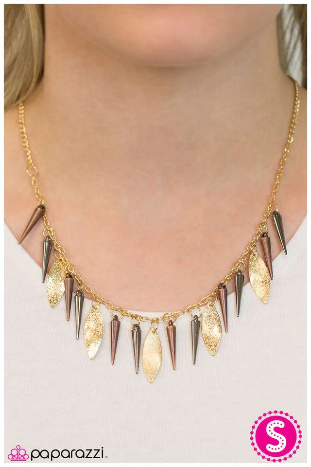 Collar Paparazzi ~ Gato de la jungla - Oro