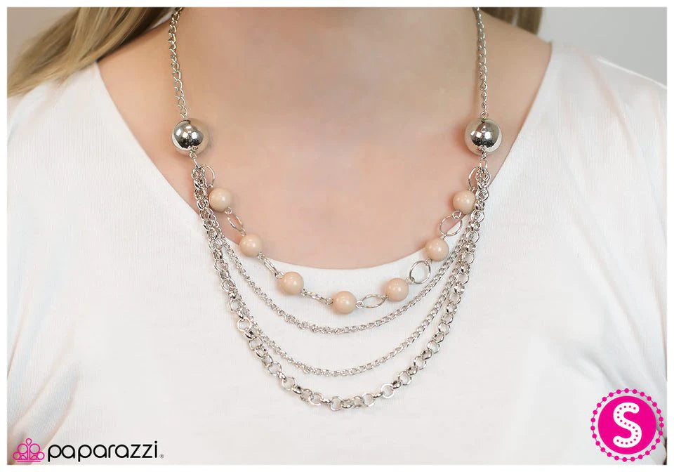 Paparazzi Necklace ~ The Difference Between Us - Brown