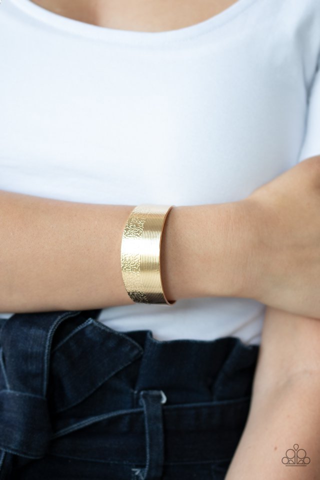 Mixed Vibes - Gold - Paparazzi Bracelet Image