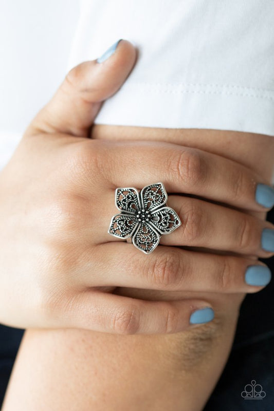 Full Bloom Fancy - Silver - Paparazzi Ring Image