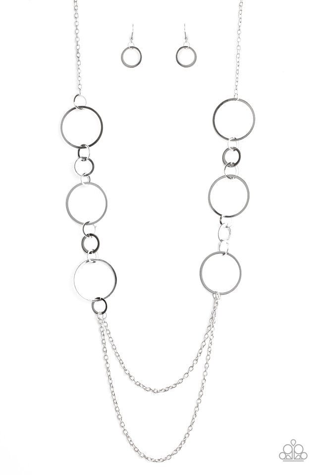 Basic Babe - Silver - Paparazzi Necklace Image