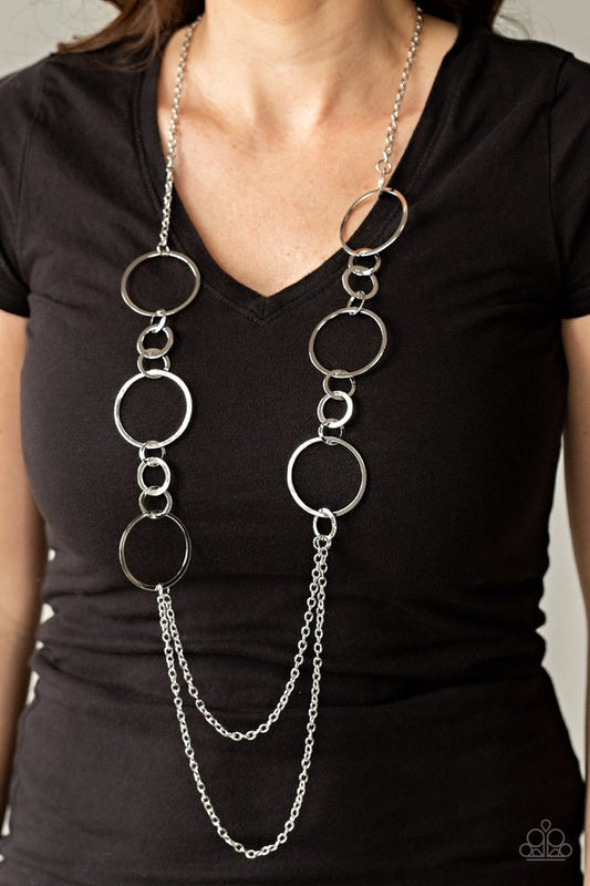 Basic Babe - Silver - Paparazzi Necklace Image