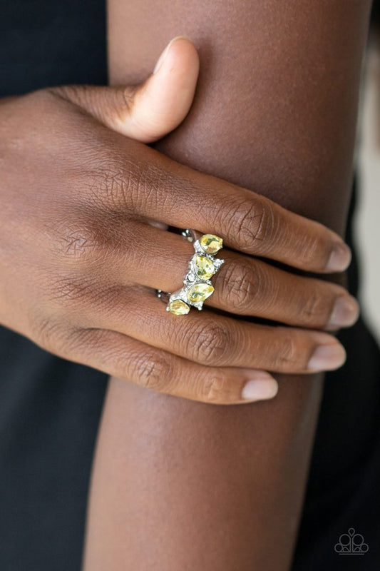 Majestically Modern - Yellow - Paparazzi Ring Image