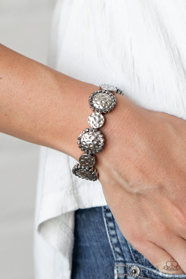 Mixed Up Metro - Silver - Paparazzi Bracelet Image