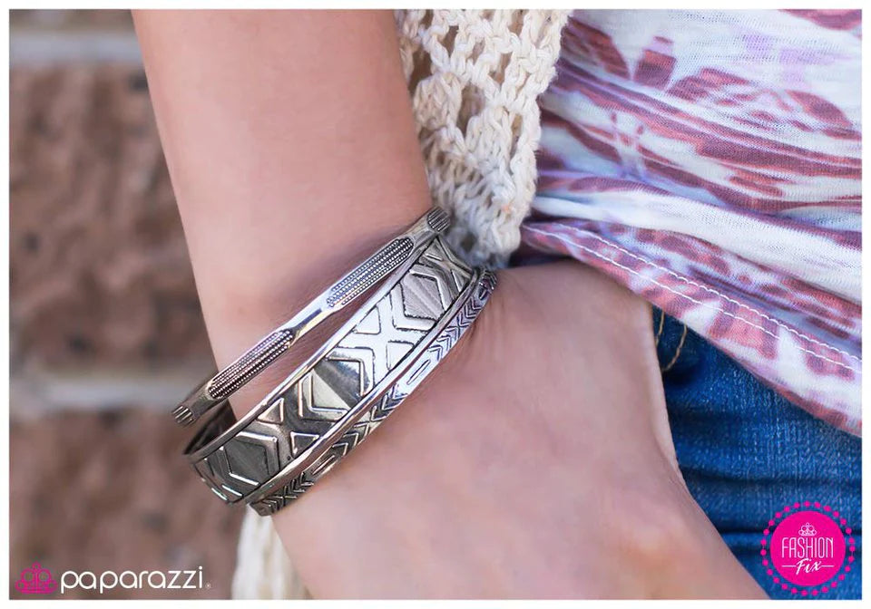 Pulsera Paparazzi ~ Vision Quest - Plata