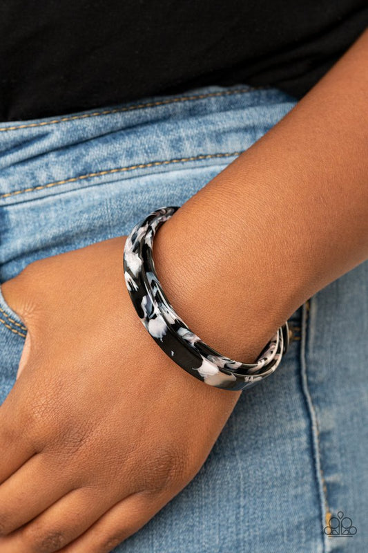 In The HAUTE Zone - Black - Paparazzi Bracelet Image