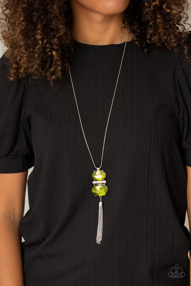 Runway Rival - Green - Paparazzi Necklace Image