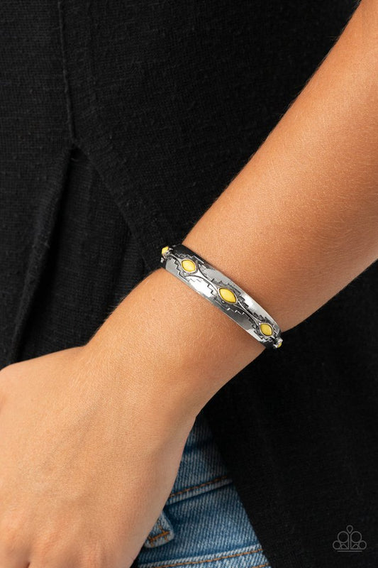 Santa Fe Scene - Yellow - Paparazzi Bracelet Image