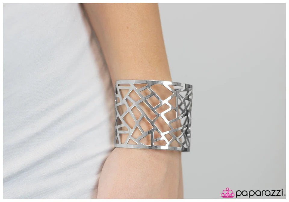 Paparazzi Bracelet ~ Fractured - Silver