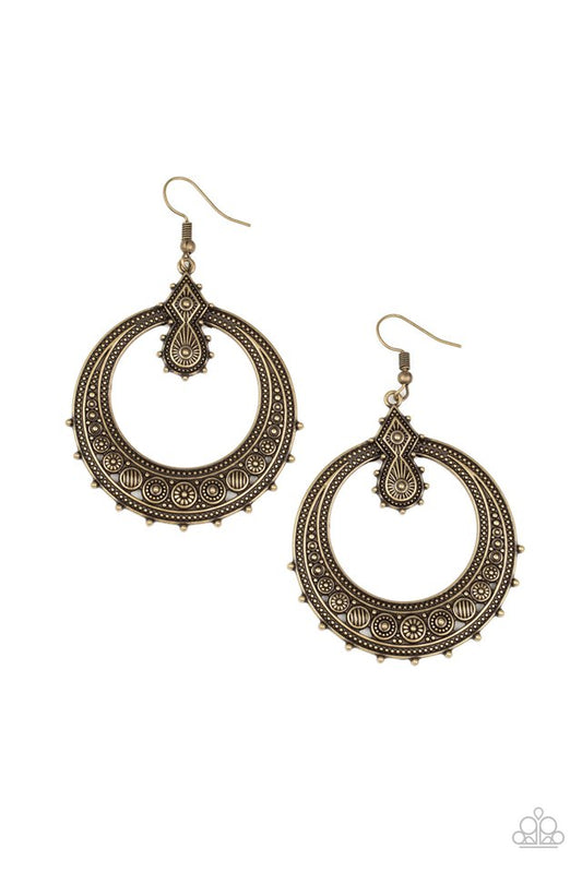 Solar Orbit - Brass - Paparazzi Earring Image