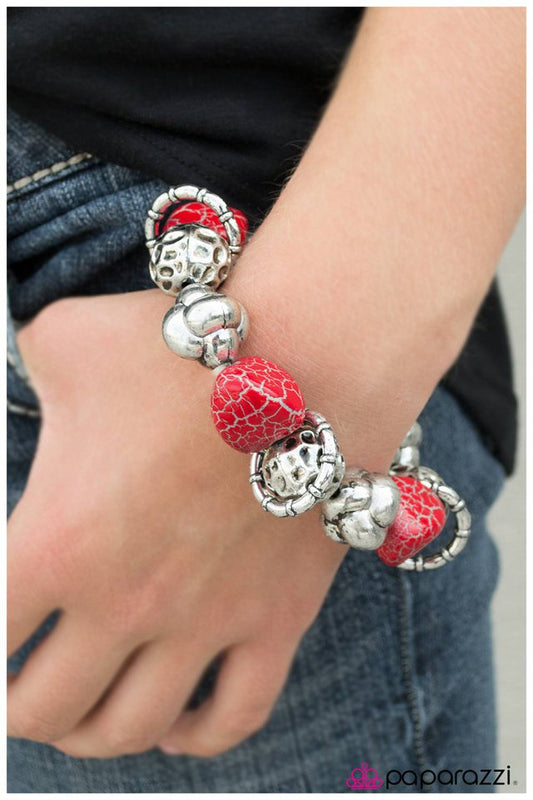 Pulsera Paparazzi ~ Lava caliente - Rojo