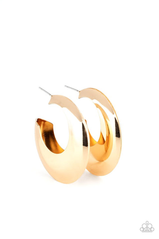 Chic CRESCENTO - Gold - Paparazzi Earring Image