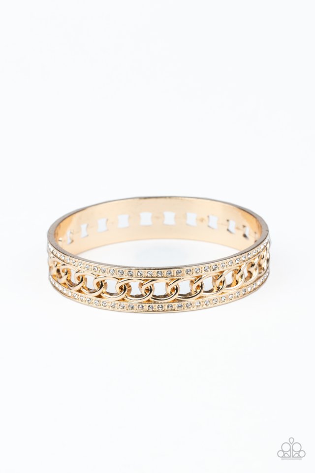 Couture Court - Gold - Paparazzi Bracelet Image