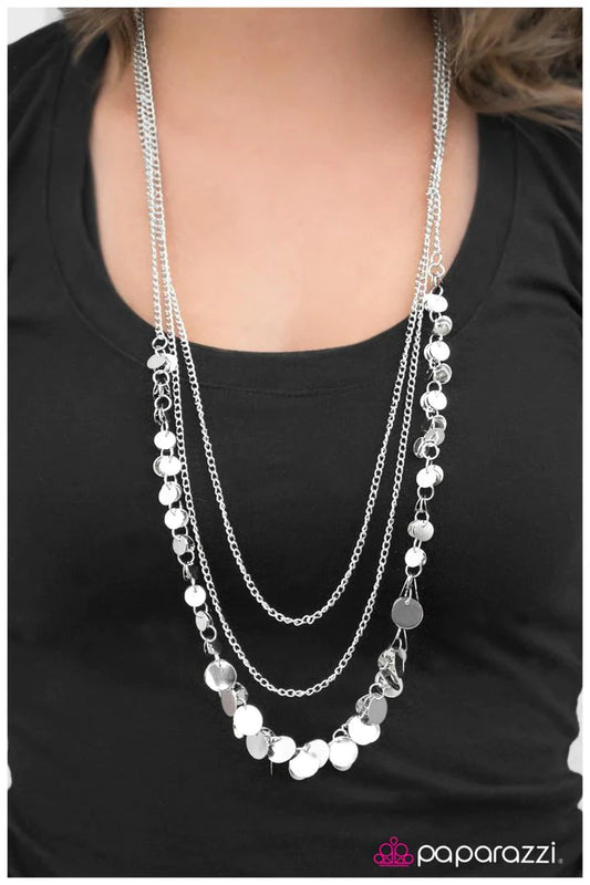 Paparazzi Necklace ~ Walking On Air - Silver