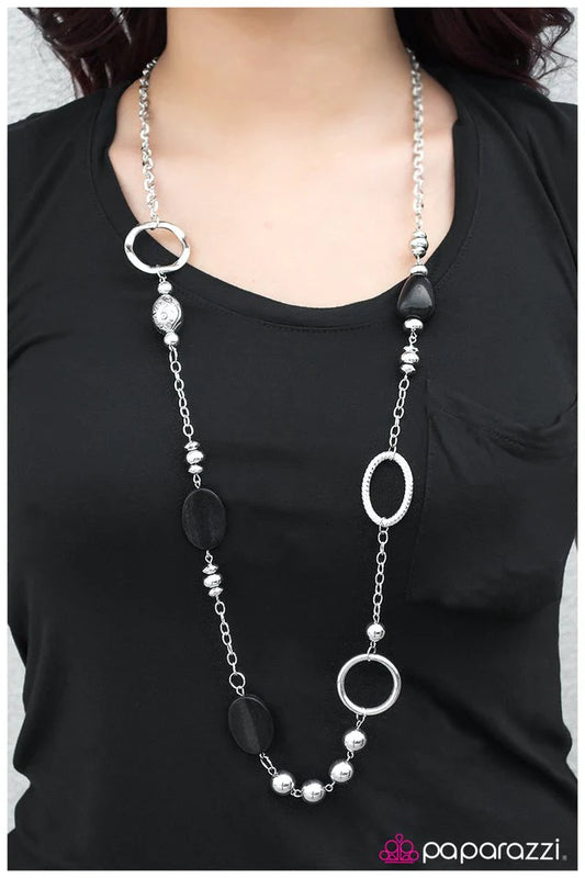 Paparazzi Necklace ~ Make the Most Of It - Black