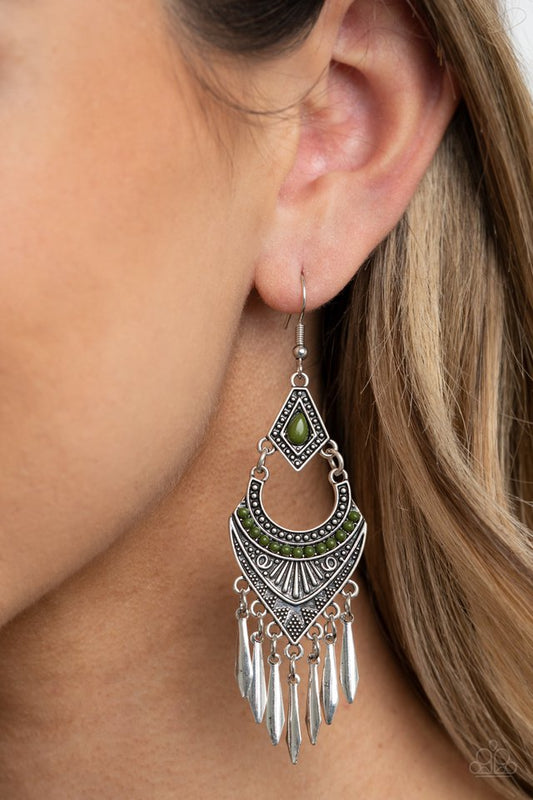 Trailblazer Beam - Green - Paparazzi Earring Image