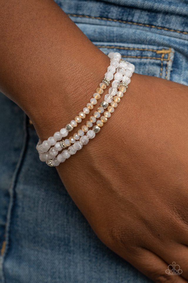 How Does Your Garden GLOW - White - Paparazzi Bracelet Image