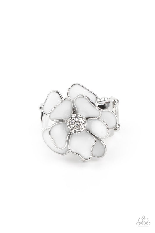 Hibiscus Holiday - White - Paparazzi Ring Image