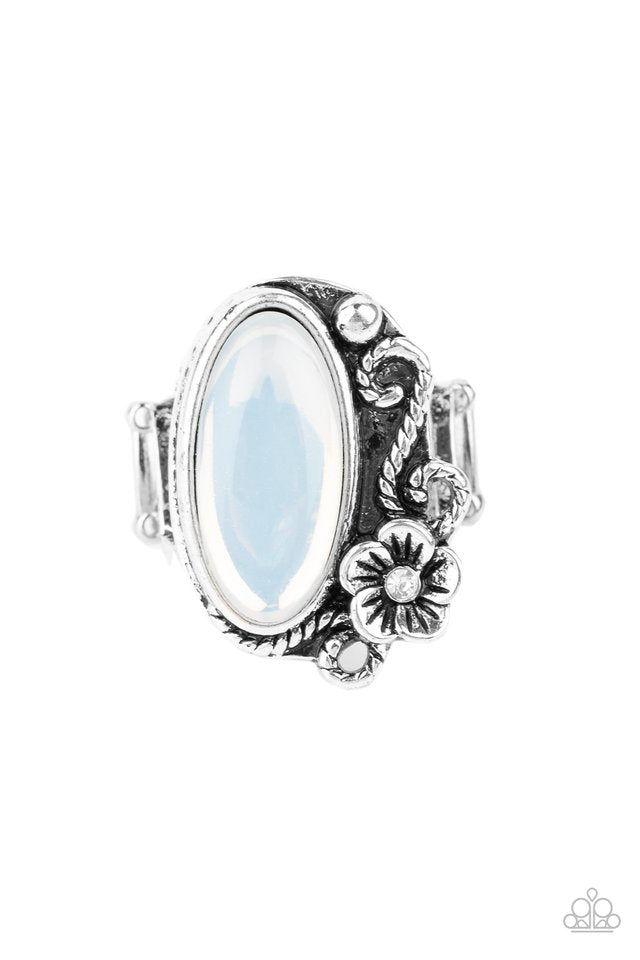 Any DAISY Now - White - Paparazzi Ring Image