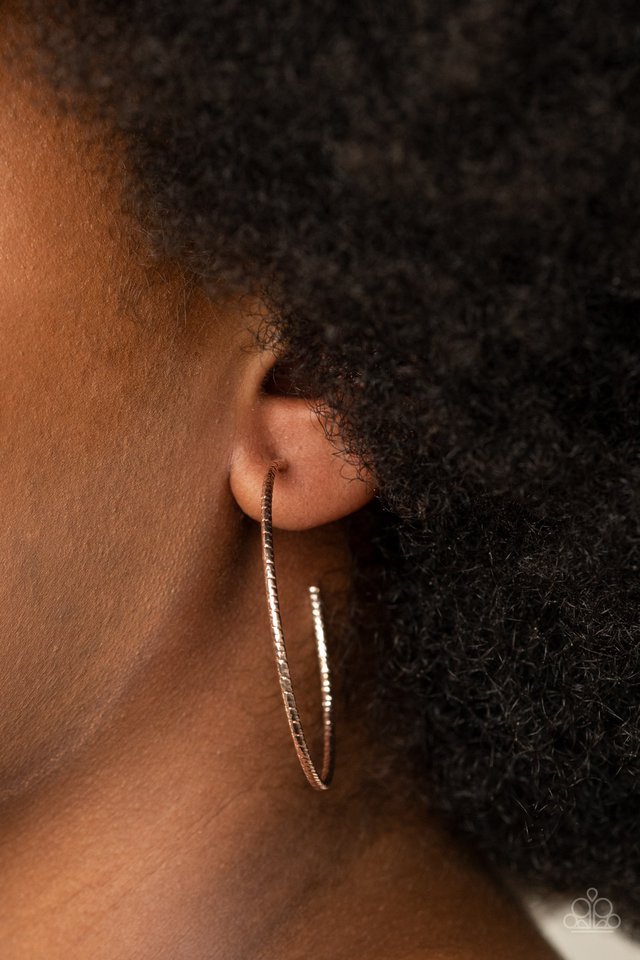 Inclined To Entwine - Rose Gold - Paparazzi Earring Image