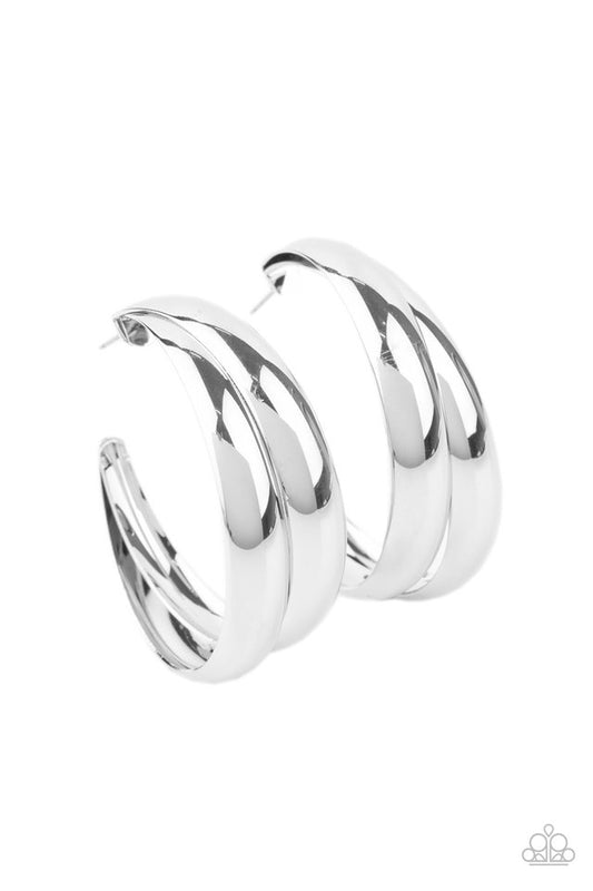 Colossal Curves - Silver - Paparazzi Earring Image