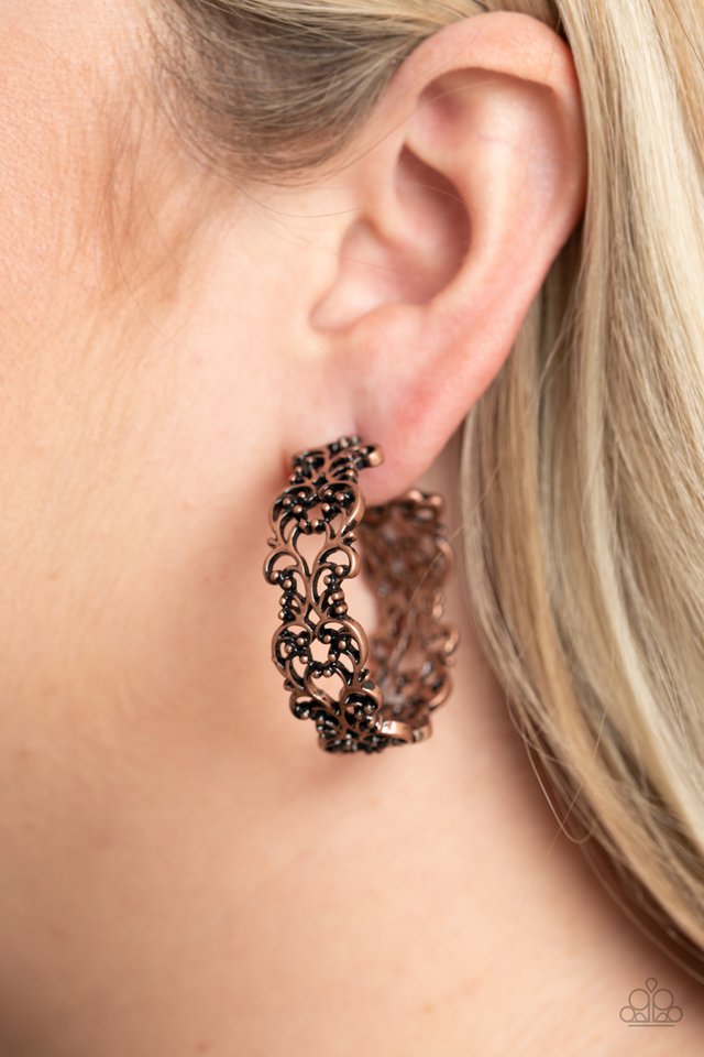 Laurel Wreaths - Copper - Paparazzi Earring Image