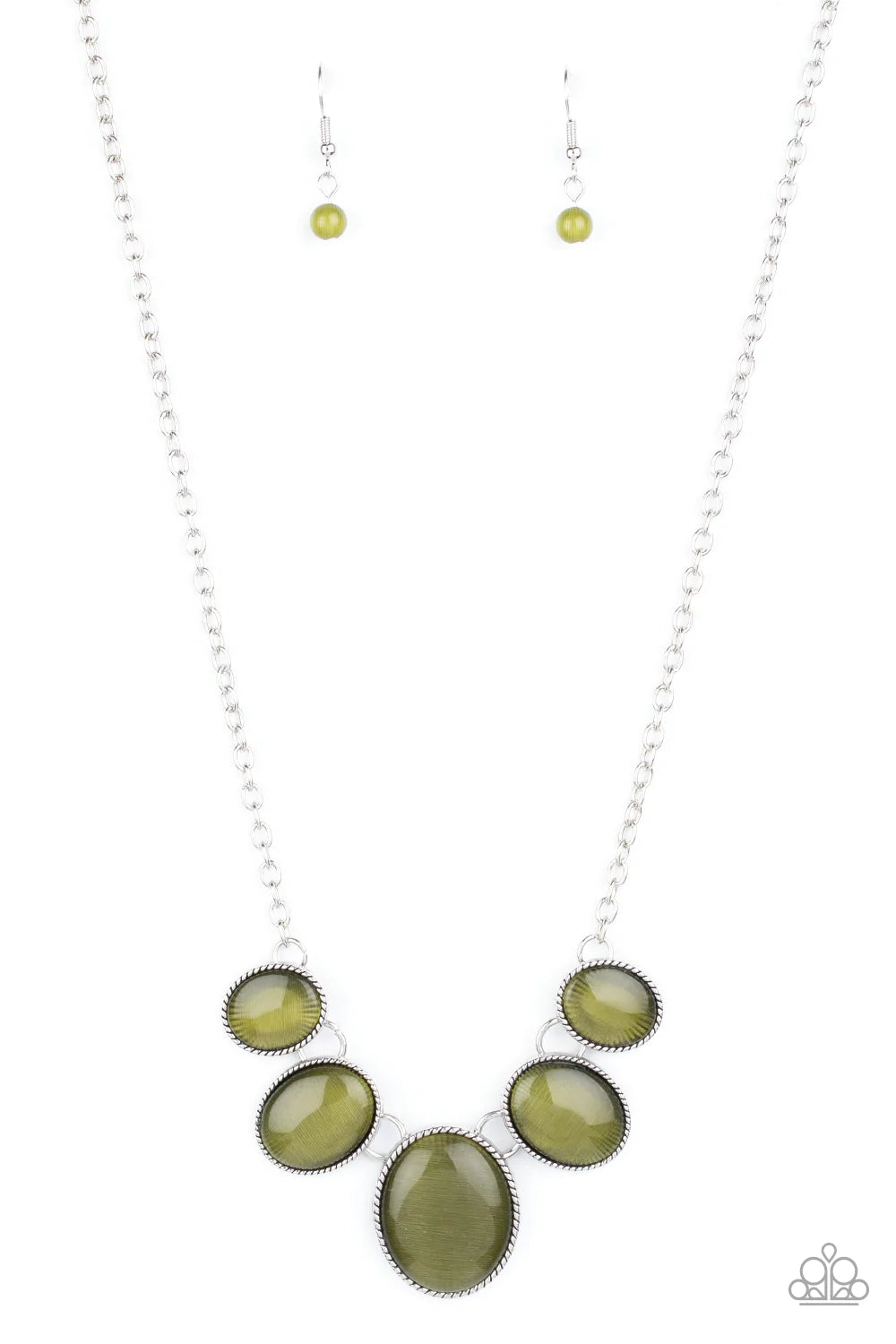 Paparazzi Necklace ~ One Can Only GLEAM - Green