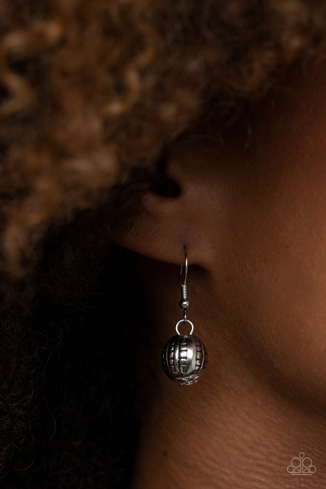 SEA The Sights - Purple - Paparazzi Necklace Image