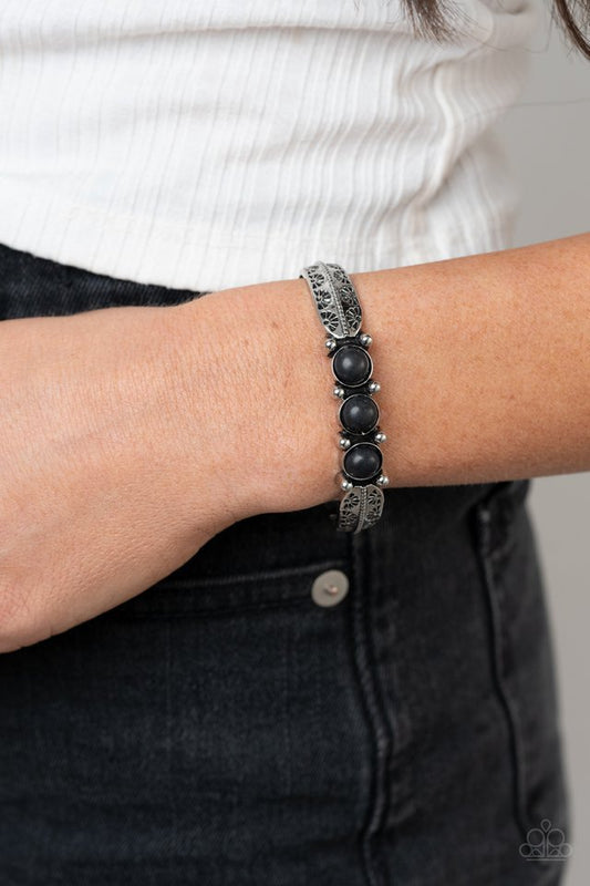 Mojave Glyphs - Black - Paparazzi Bracelet Image