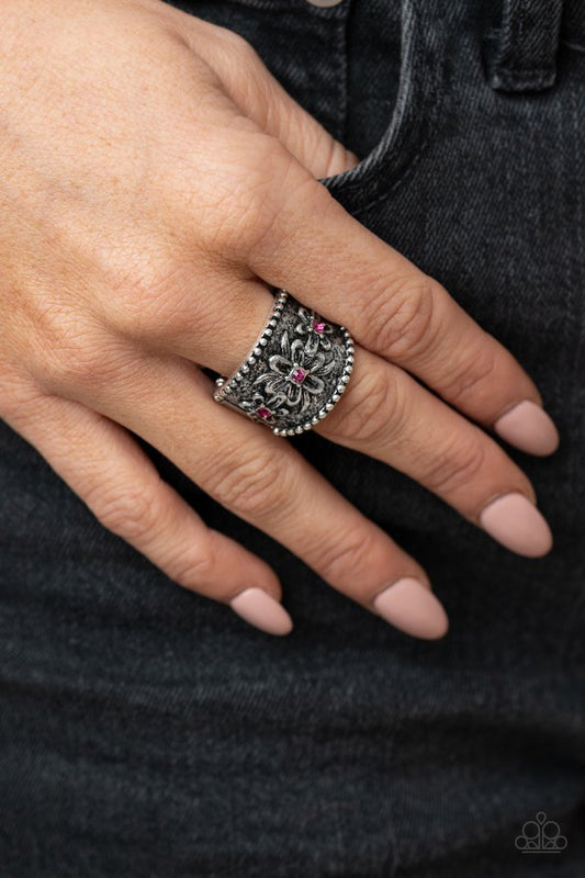 Tropical Nights - Pink - Paparazzi Ring Image