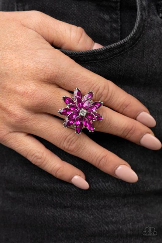 Am I GLEAMing? - Pink - Paparazzi Ring Image