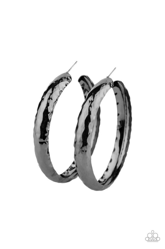 Check Out These Curves - Black - Paparazzi Earring Image