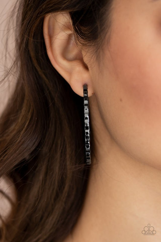 Grungy Grit - Black - Paparazzi Earring Image