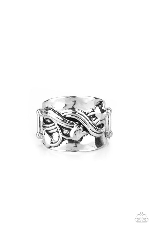 Follow The Tulips - Silver - Paparazzi Ring Image