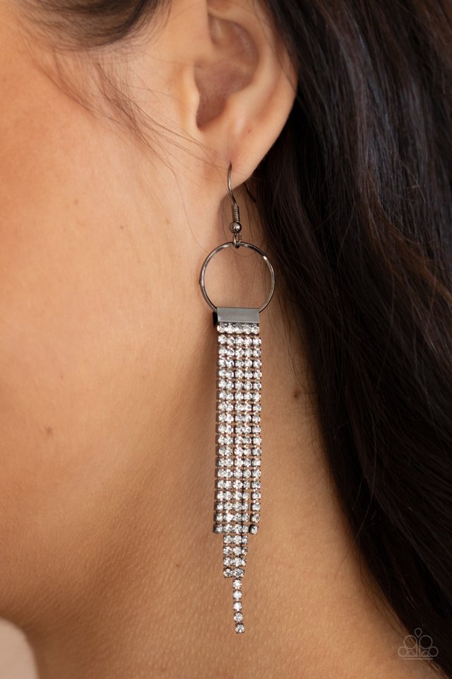 Tapered Twinkle - Black - Paparazzi Earring Image