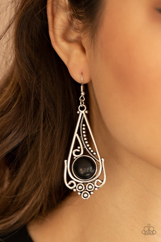 Canyon Climate - Black - Paparazzi Earring Image