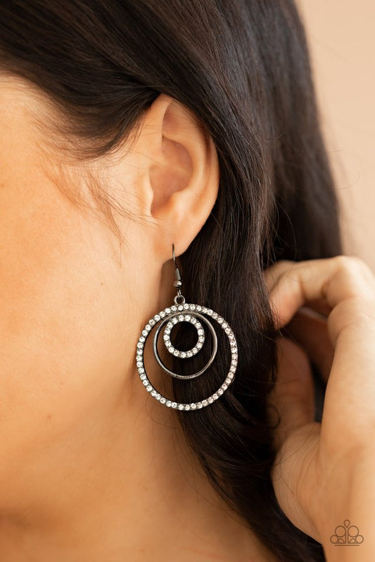 Bodaciously Bubbly - Black - Paparazzi Earring Image