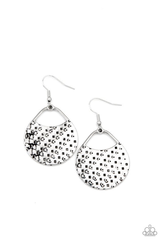 Im Sensing a Pattern Here - Silver - Paparazzi Earring Image