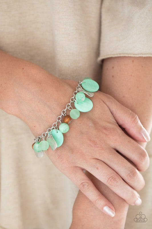 Springtime Springs - Green - Paparazzi Bracelet Image