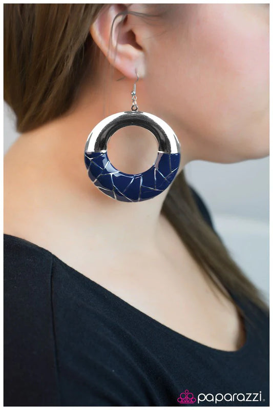 Paparazzi Earring ~ It Girl - Blue