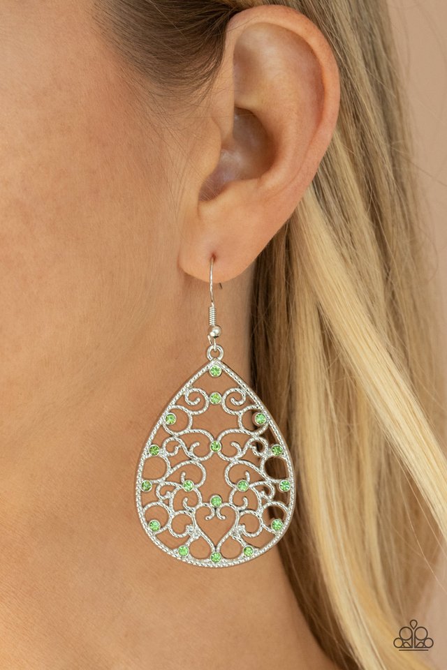 Midnight Carriage - Green - Paparazzi Earring Image
