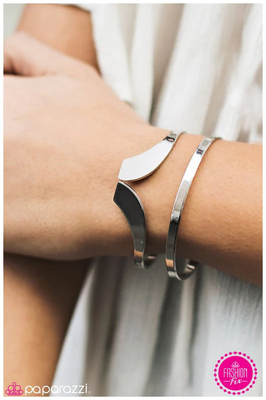 Pulsera Paparazzi ~ Southern Belle - Plata