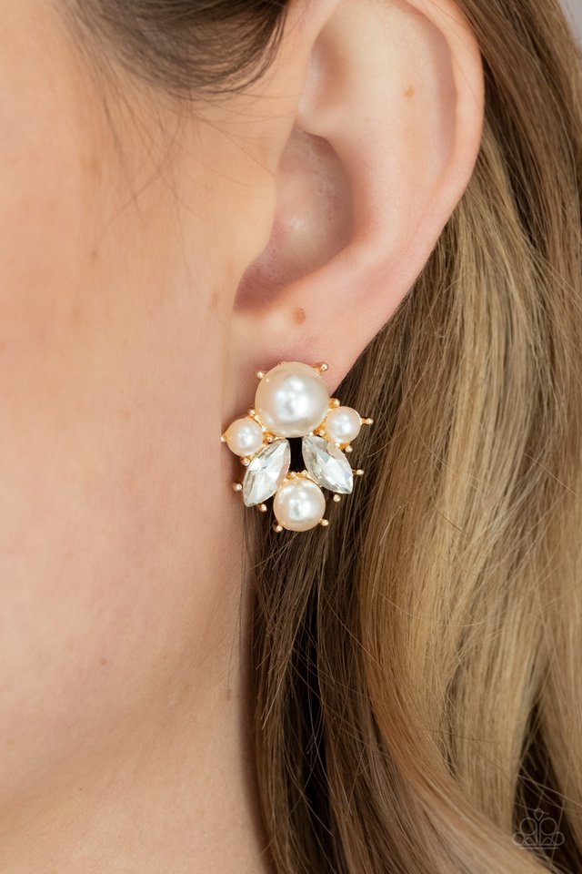 Royal Reverie - Gold - Paparazzi Earring Image