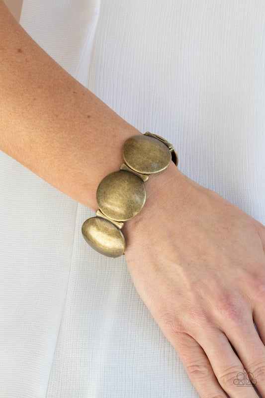 Going, Going, GONG! - Brass - Paparazzi Bracelet Image