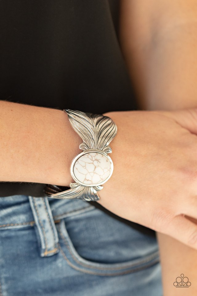 Born to Soar - White - Paparazzi Bracelet Image