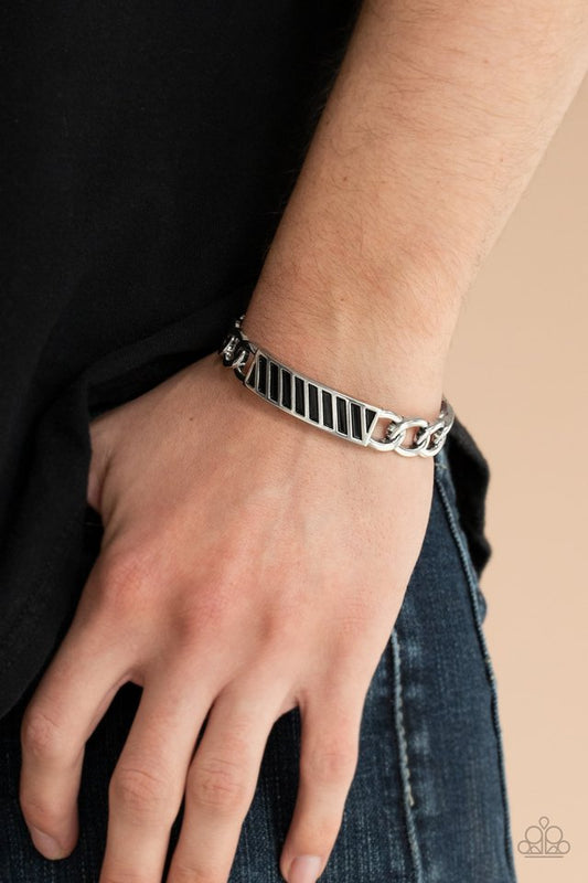 ​Keep Your Guard Up - Silver - Paparazzi Bracelet Image